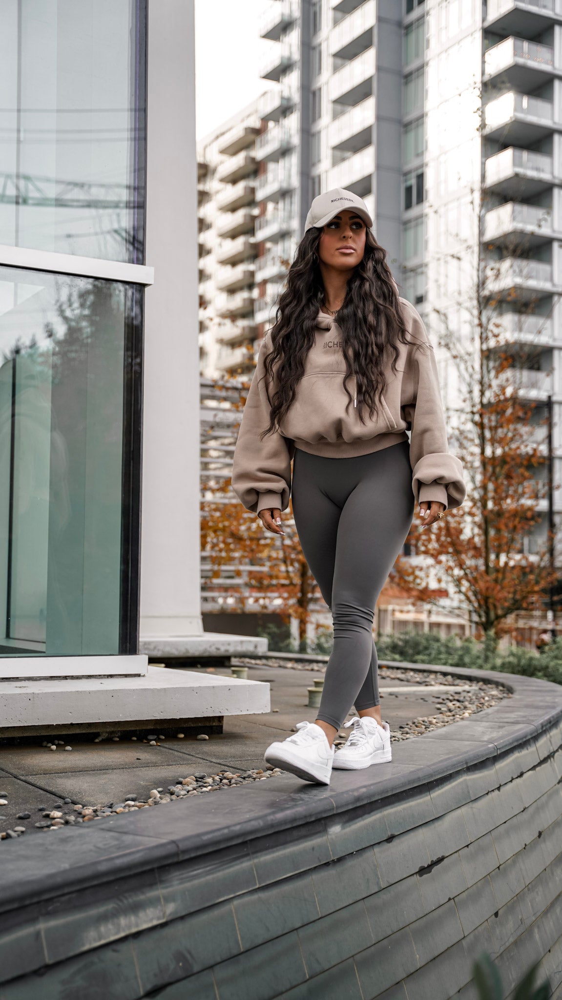 ASTRAIA LEGGINGS - OLIVE