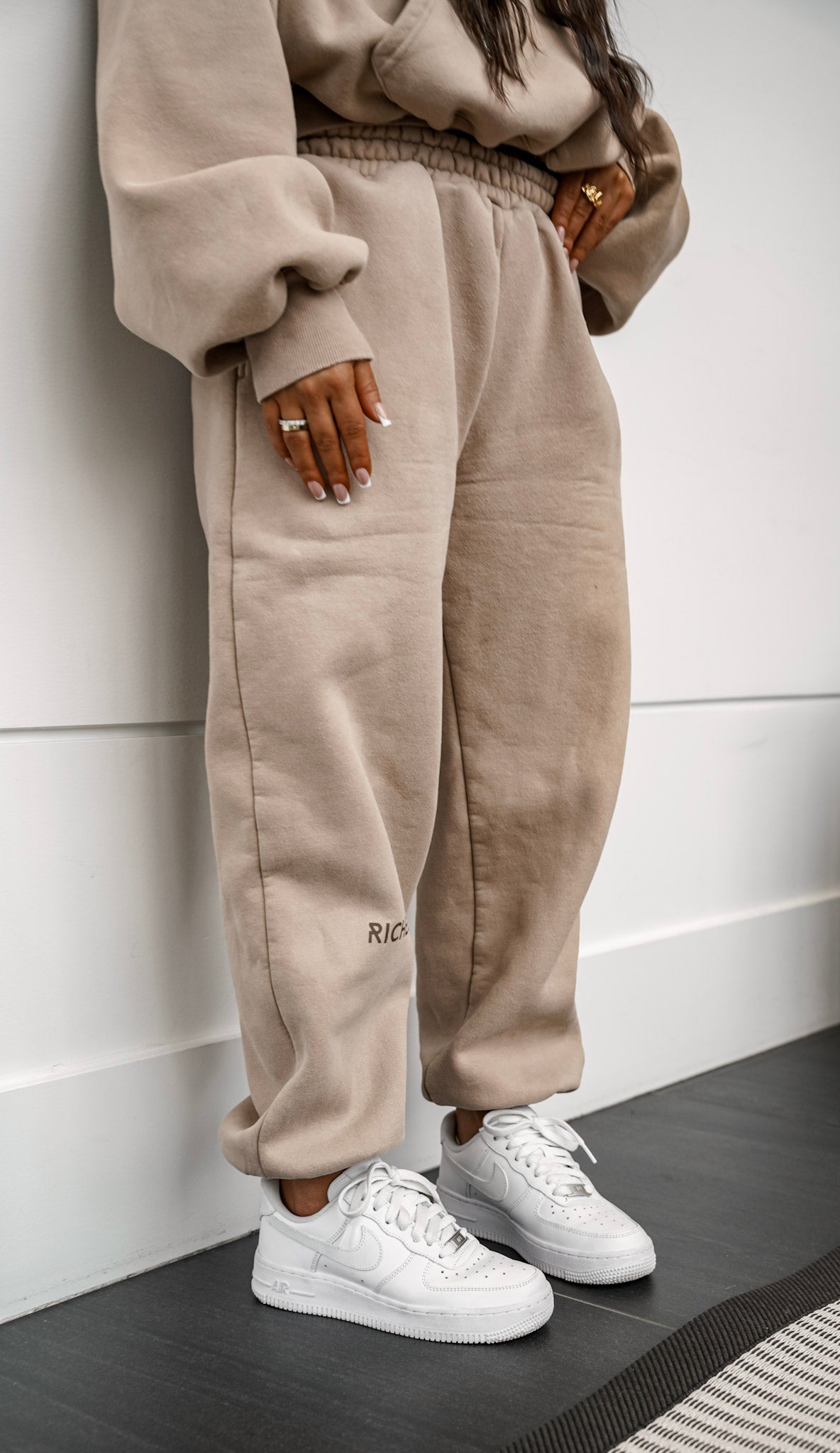 MOCHA BONNIE SWEATPANTS