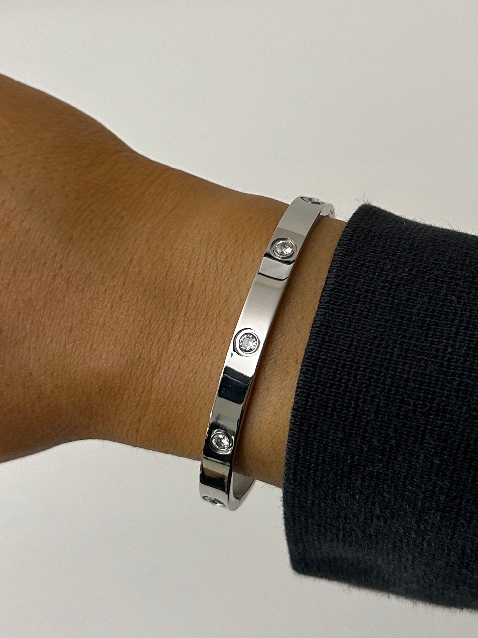 HIERARCHY BANGLE  - WHITE GOLD