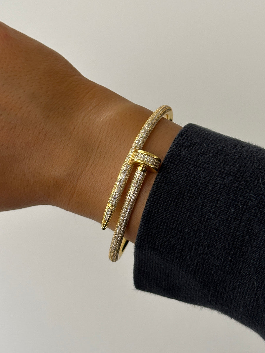 GOLD DIAMOND NAIL BRACELET
