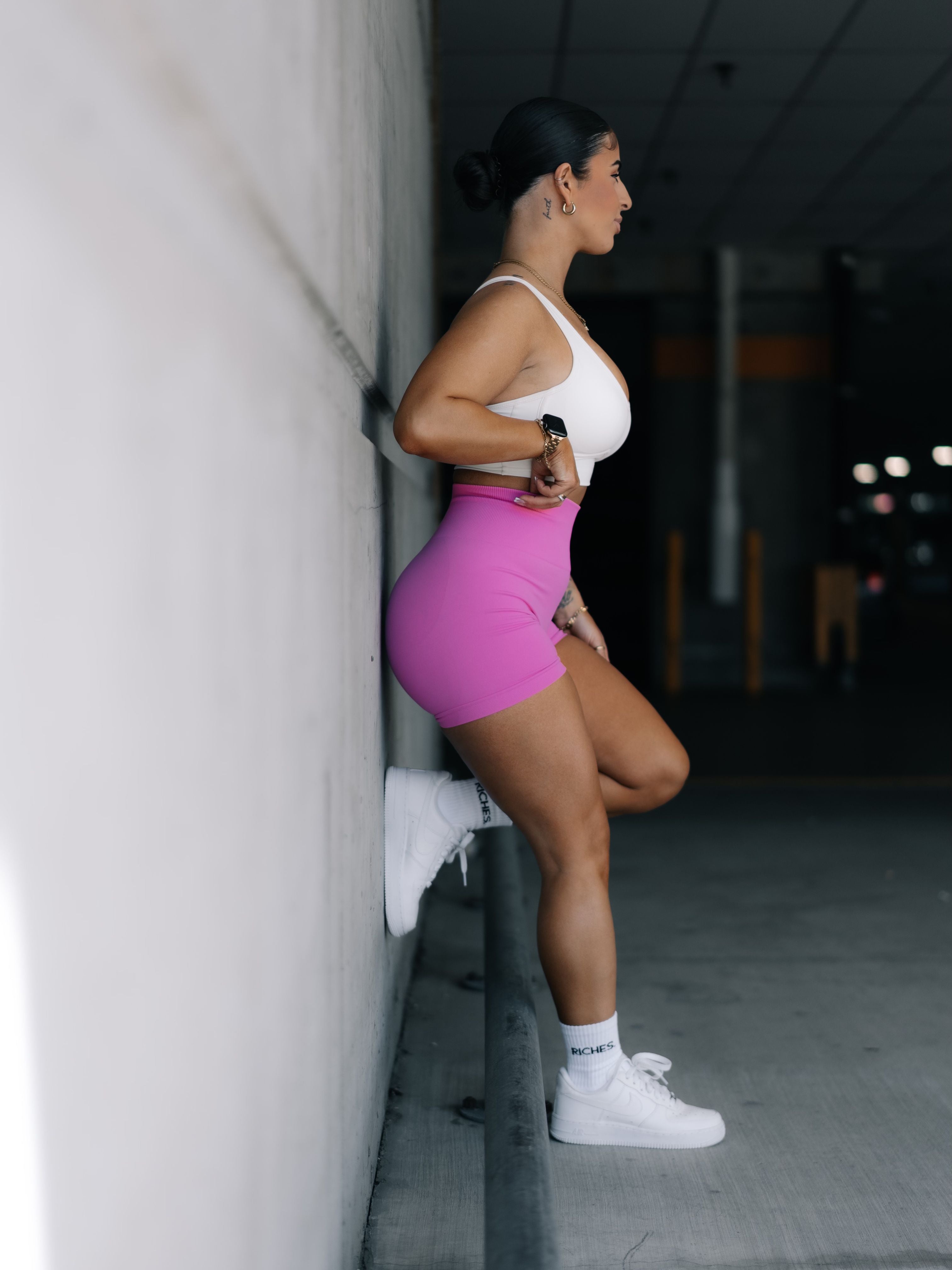 SCULPT SHORTS - BUBBLE GUM