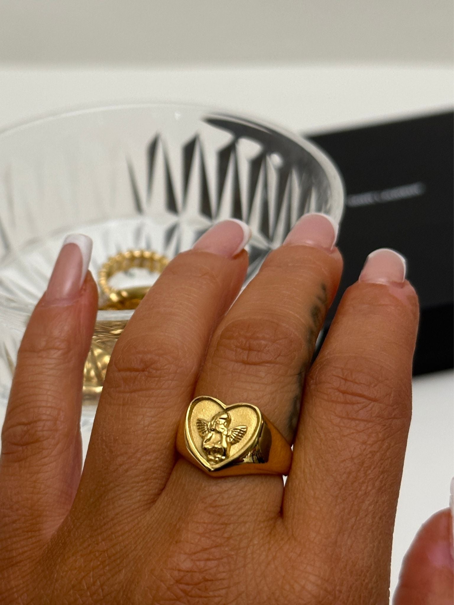 ANGEL HEART RING