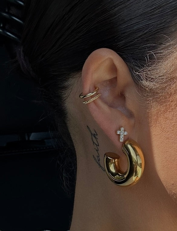 THE HAILEY GOLD THICK HOOPS