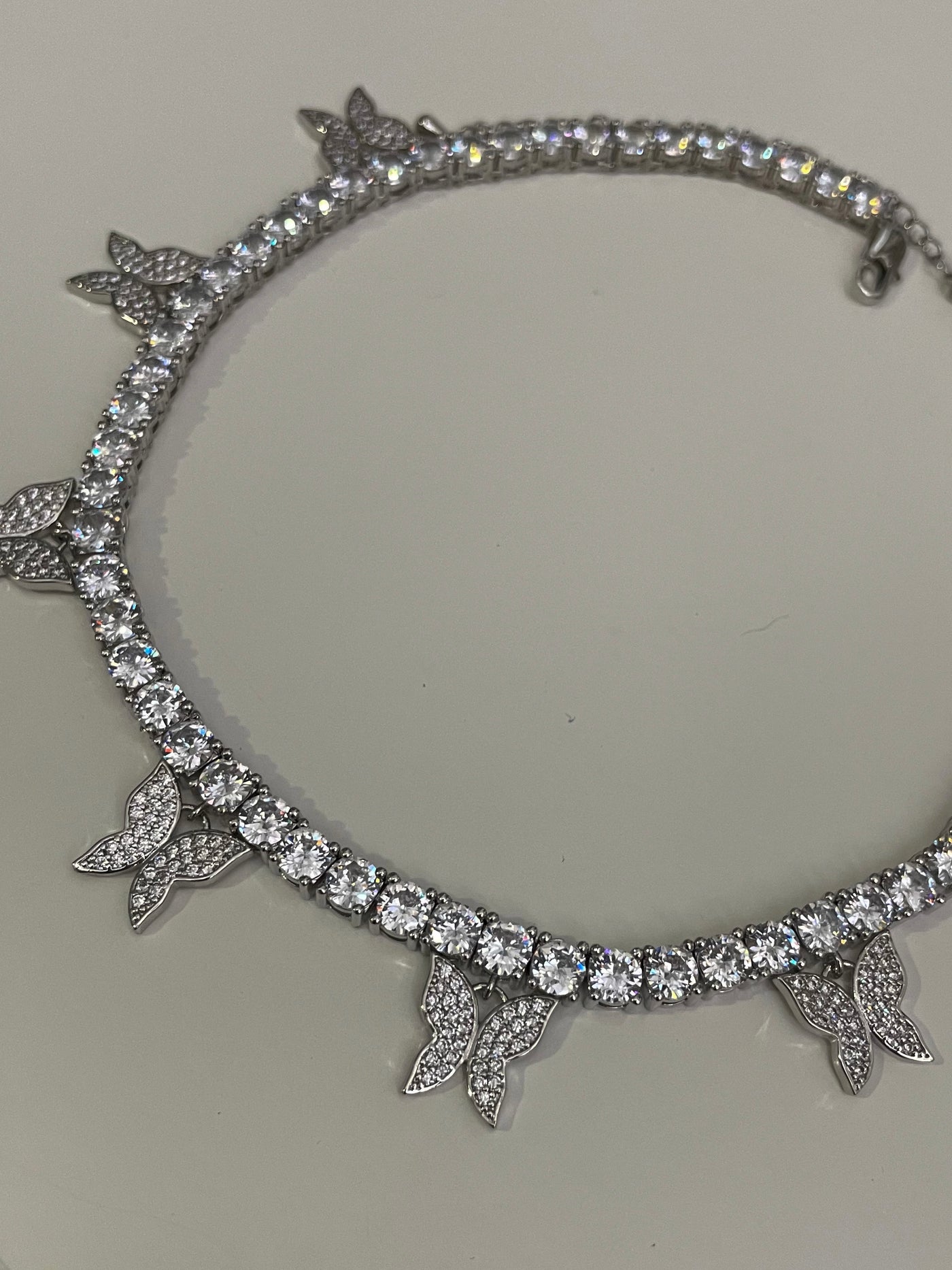 AVA BUTTERFLY NECKLACE